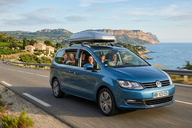 voiture familiale neuve