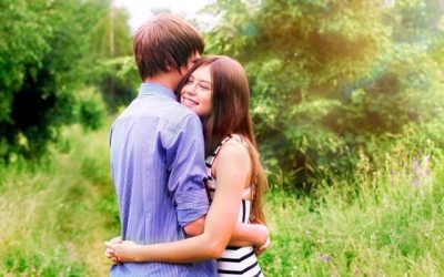 Que faire si vous êtes attiré par quelqu'un d'autre, alors que vous êtes déjà en couple ?